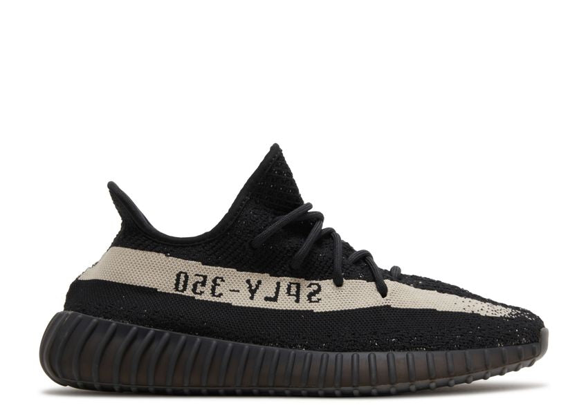 adidas Yeezy Boost 350 V2 Oreo (USED)