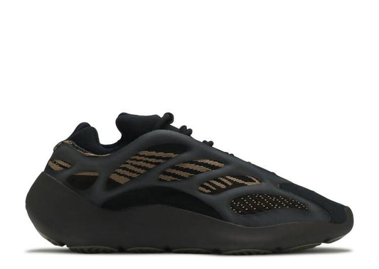 adidas Yeezy 700 V3 Clay Brown (USED)