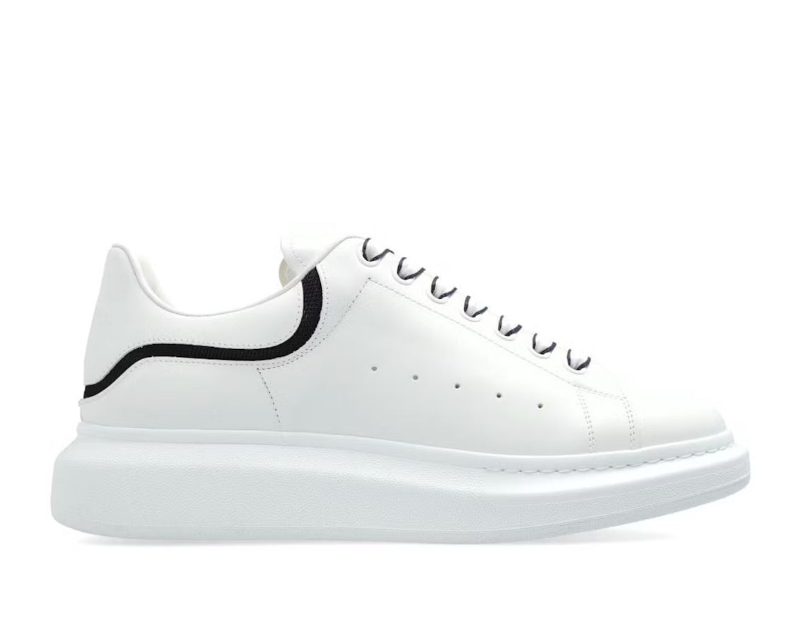 Alexander McQueen Oversized White Black (USED)