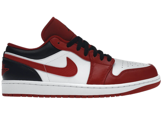 Jordan 1 Low Bulls