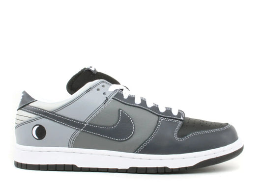 Nike Dunk SB Low Lunar Eclipse East